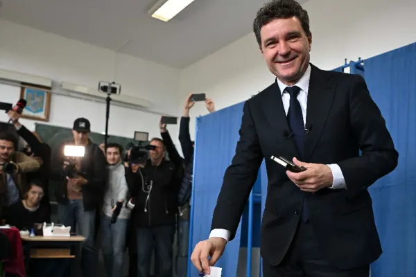 Alegeri prezidențiale 2025. Nicușor Dan a votat în Făgăraș, orașul său natal: Am votat pentru o Românie prosperă și o direcție europeană