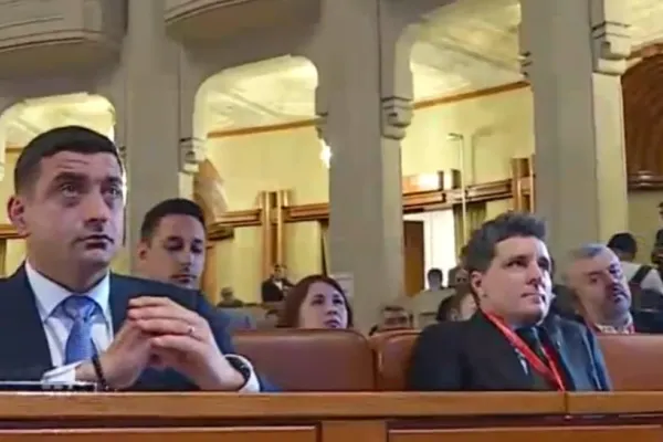 George Simion și Nicușor Dan, față în față pentru prima dată. Simion: A spus contracandidatul meu că vreau să dau afară profesori, a mințit! Dan: România nu își permite o aventură în momentul acest - LIVE TEXT
