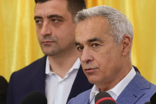 Călin Georgescu, despre Nicușor Dan: „E un băiețaș care nu înțelege politică externă. Are tot sistemul în spatele său”