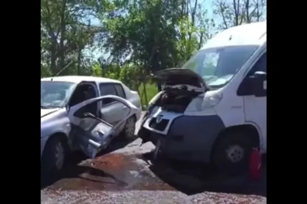 Grav accident rutier pe Drumul Național 6. O familie spulberată în timp ce încerca să întoarcă pe linia continuă - VIDEO