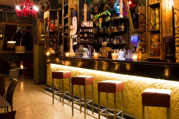 Taxa ciudată instituită de un bar din Italia. Niciun client nu are voie să facă asta, ca să nu scoată bani în plus din portofel