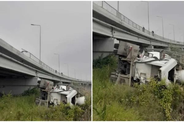 Accident grav la intrare în Portul Constanța. O betonieră s-a răsturnat de pe podul de la  Agigea