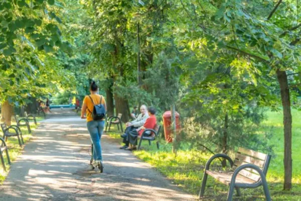 Obiceiurile zilnice care pot îmbunătăţi sănătatea mintală. Cât de important e să petreci timpul în aer liber