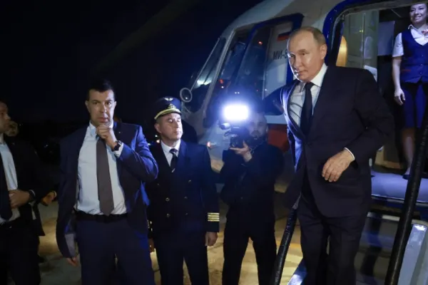 Spaimă pentru Vladimir Putin. Elicopterul în care se afla a fost atacat de drone ucrainene
