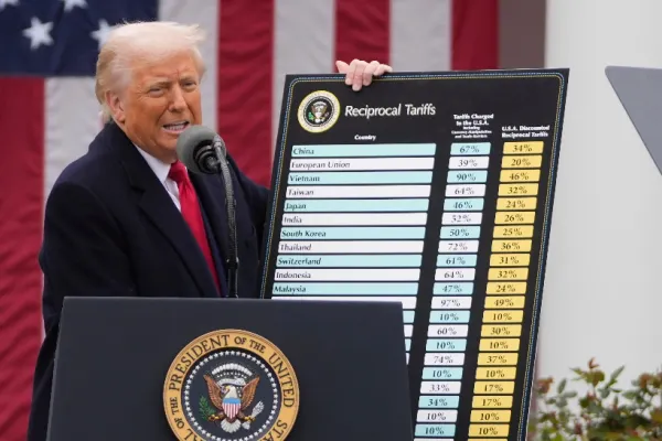 Donald Trump anunță tarife vamale de 50% pentru Uniunea Europeană