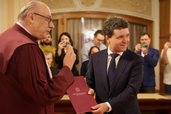 Președintele CCR se pensionează pe 11 iunie și se va bucura nu de una, ci de trei pensii. Suma lunară pe care o va primi, un vis interzis pentru restul populației