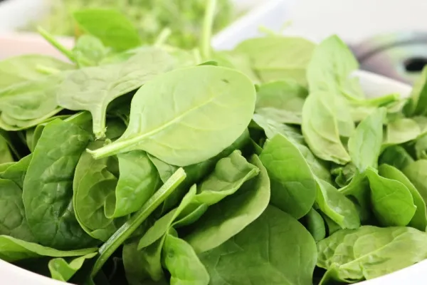 Cea mai bună legumă pentru sănătatea ochilor. De ce trebuie să o introduci în alimentația ta?