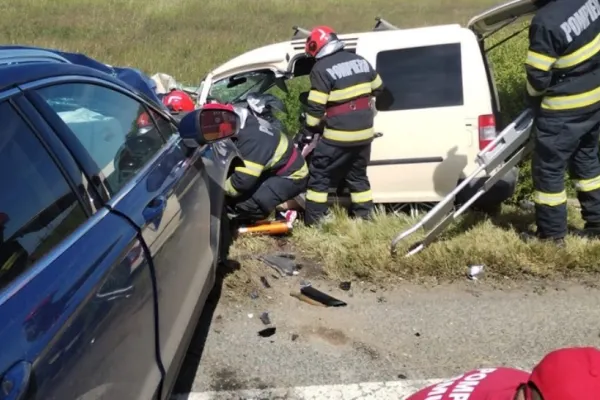 Accident mortal pe DN19, în Bihor: un bărbat și-a pierdut viața, iar o tânără a fost rănită