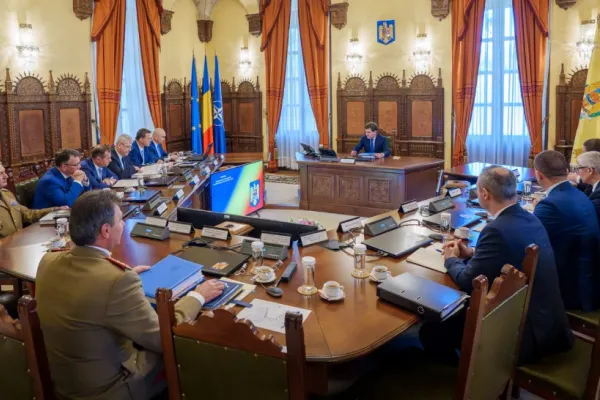 Președintele Nicușor Dan i-a convocat la Palatul Cotroceni pe miniștrii rezist, înaintea ședinței de guvern pe legile austerității