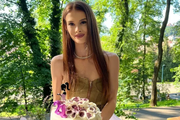 Noi detalii ȘOC în cazul crimei din Cosmopolis: ce i-ar fi spus Robert Lupu Teodorei Marcu înainte de a o ucide și cine i-a închis contul de Facebook după deces? Trupul criminalului a fost incinerat