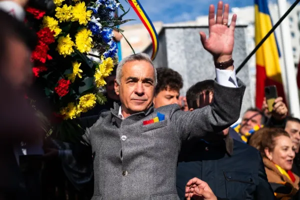 Călin Georgescu a depus petiții la CSM împotriva lui Nicușor Dan și a lui Alexandru Muraru. Acuzații grave de ingerințe în justiție - DOCUMENTE