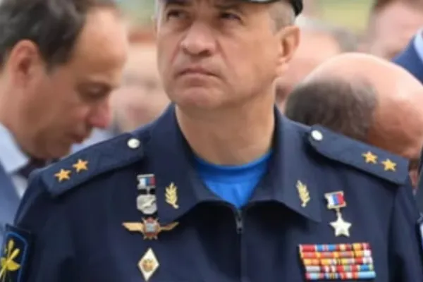 Moarte suspectă la vârful armatei ruse: comandantul aviației strategice, generalul Serghei Kobîlaş, găsit decedat după o presupusă „cădere de la fereastră”