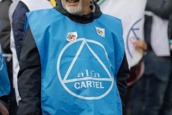 Sindicatele bat cu pumnul în masă: „Tăierile trebuie să înceapă cu cei care au creat această situație!”. Ce au cerut la guvern