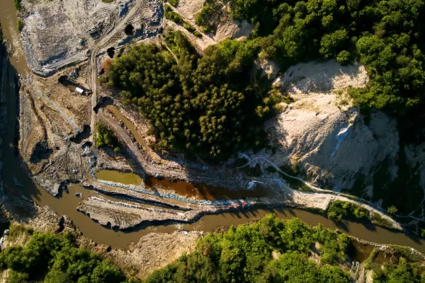 Înființarea Comisiei de anchetă privind accidentul ecologic de la Salina Praid, RESPINSĂ de deputați