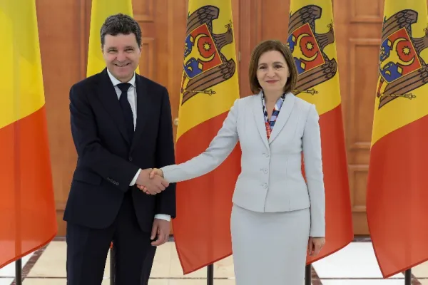 Nicușor Dan și Maia Sandu, acuzați de TRĂDARE! Plângere penală la Parchet: cine a depus-o