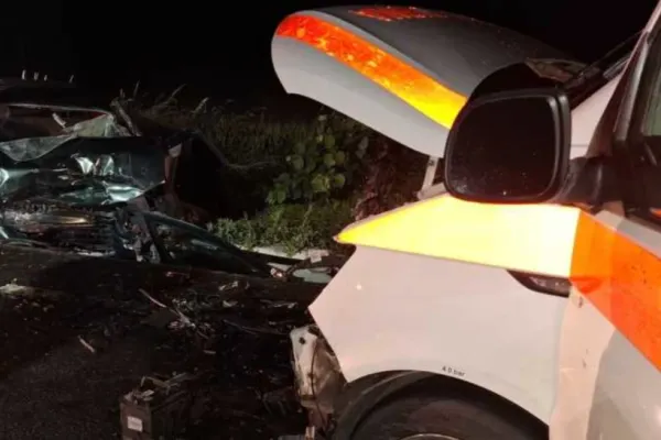 Accident înfiorător, în Botoșani, cu o ambulanță: 2 morți, 4 răniți - FOTO