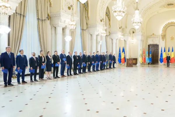 Ce atribuții au primit cei 5 vicepremieri de la Ilie Bolojan