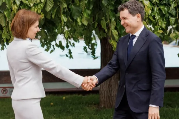 România a acceptat plângerea partidului Moldova Mare: Nicușor Dan și Maia Sandu, acuzați de trădare de patrie