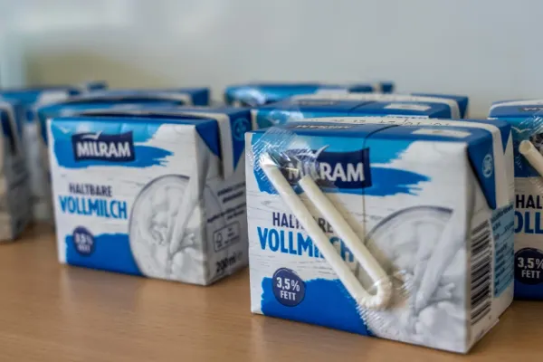 Firmă de catering din Piatra Neamț, închisă temporar după focare de toxiinfecție alimentară la o școală și o grădiniță