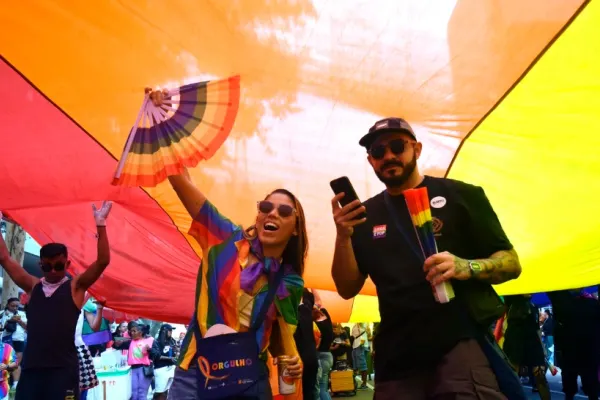 Ursula Von Der Leyen le cere ungurilor să țină marșul LGBT, în ciuda interdicțiilor constituționale