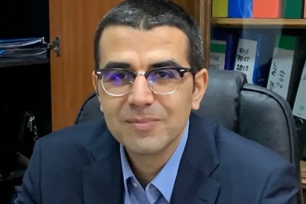 Un judecător CSM sare la gâtul lui Bolojan, după anunțul privind pensiile de serviciu: "Orice dictatură începe cu distrugerea sistemului de justiție!"