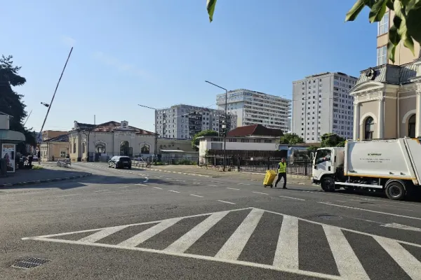 Situație aberantă, la Râmnicu Vâlcea: ROMPREST continuă să colecteze ILEGAL deșeurile - FOTO