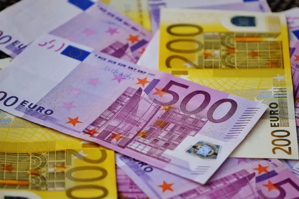 Investițiile străine au scăzut cu 30%. Cum vrea Alexandru Nazare să atragă bani de afară