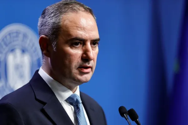 Liberalul Alexandru Nazare: ”Încă sper că PSD va lua decizia să nu retragă miniştrii din Guvern”