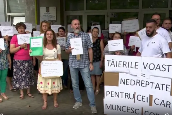 Lovitură pentru pensionari: recalcularea, blocată de proteste