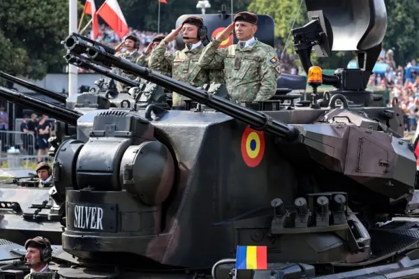Ungurii se tem de înarmarea României. O publicație conservatoare insinuează că i-am luat în vizor din cauza politicii guvernului Orban