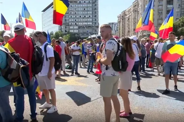 20 iulie, ziua marelui protest împotriva austeriății lui Bolojan. Mobilizarea uriașă, în Piața Victoriei. Realitatea PLUS, singura televiziune alături de popor LIVE