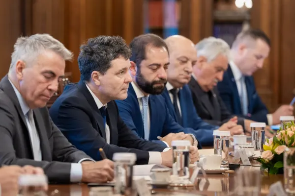 Nicușor Dan a SEMNAT demisia vicepremierului șpăgar. Dragoș Anastasiu a renunțat la funcție după dezvăluirile Realitatea PLUS