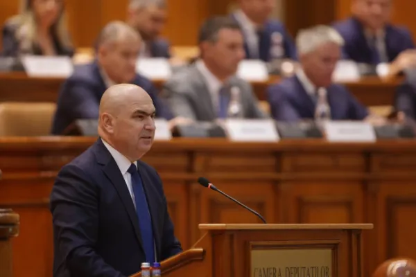 Ilie Bolojan în Parlament, pe Pachetul doi de măsuri fiscale: „Deficitul este și rezultatul dezordinii din finanțe”