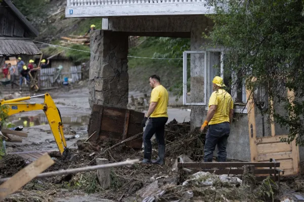 Ședință extraordinară la Guvern, convocată de Ilie Bolojan: ”La începutul săptămânii viitoare vom aproba un nou pachet de sprijin pentru a-i susține pe cetățeni în refacerea caselor”