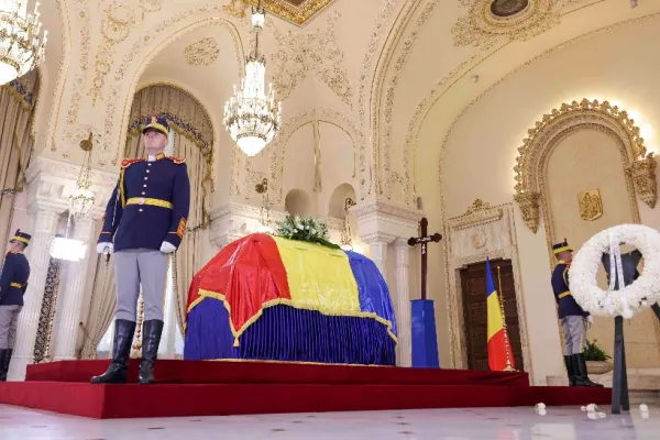 Ion Iliescu, înmormântat pe Aleea Președinților din Cimitirul Ghencea 3, cu onoruri militare. Nicușor Dan și Klaus Iohannis, marii absenți de la funeraliile de stat - LIVE TEXT & VIDEO