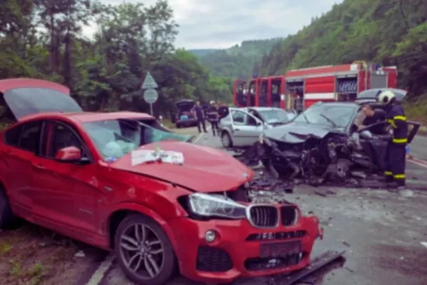 Șofer român, arestat după accidentul cu 10 victime pe care l-a provocat în Bulgaria. Un alt șofer român, depistat pozitiv la droguri