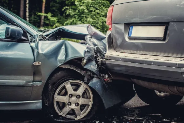 Ce trebuie să știi dacă ești martor sau implicat într-un accident rutier. Primul lucru de care trebuie să ții cont!