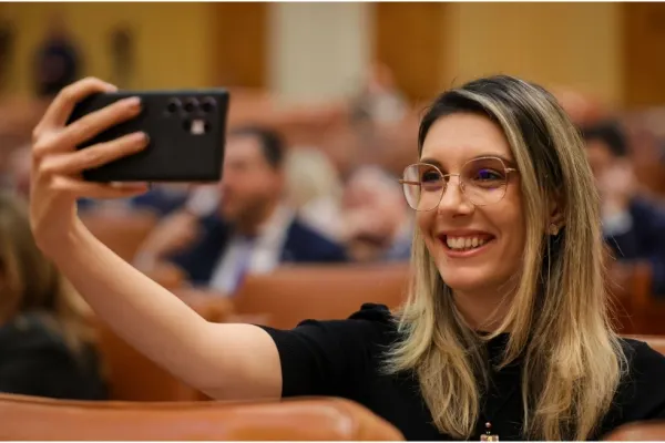 Ședință de guvern tensionată. PSD așteaptă demisia sau demiterea ministresei de la Mediu