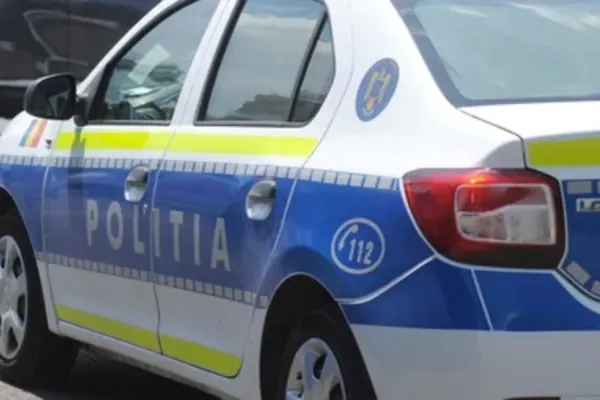 Scene șocante în Timiș: un bărbat de 75 de ani, oprit de polițiști în timp ce-și alerga soția cu un cuțit