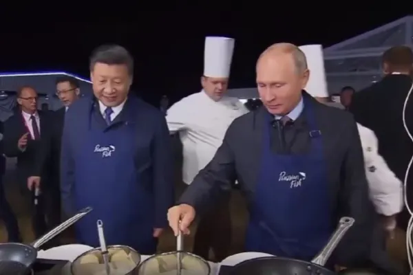 Putin merge în China să ceară susținerea lui Xi Jinping