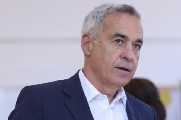 Călin Georgescu, atac dur la adresa lui Nicușor Dan: ”Face parte din categoria păduchilor cu explicații. Băiatul ăsta a făcut sistemul de râs”