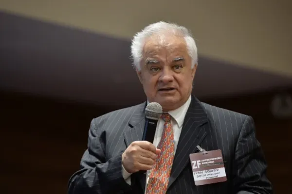 Consilierul guvernatorului BNR face predicții sumbre: "Va fi o perioadă confuză în continuare şi va fi o perioadă în care oamenii vor fi foarte nemulţumiţi"