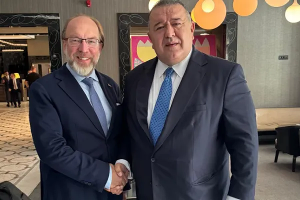 Întâlnire oficială între președinții Camerelor de Comerț din România și Ucraina în contextul cooperării economice regionale