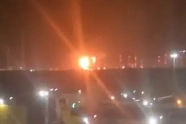 Război în Ucraina, ziua 1299. Kievul lovește infrastructura energetică a Rusiei: atac cu drone asupra rafinăriei Kirişi - LIVE TEXT