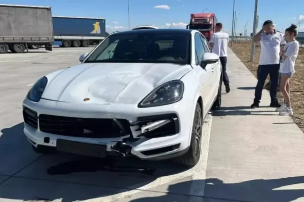 Femeie băută și fără permis, accident înfiorător, lângă Capitală. Un bărbat, ucis și abandonat la marginea drumului - FOTO