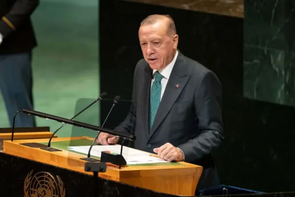 Erdogan avertizează: sfârșitul războiului din Ucraina nu se va produce prea curând. Președintele Turciei cere o abordare NATO mai echilibrată față de Rusia