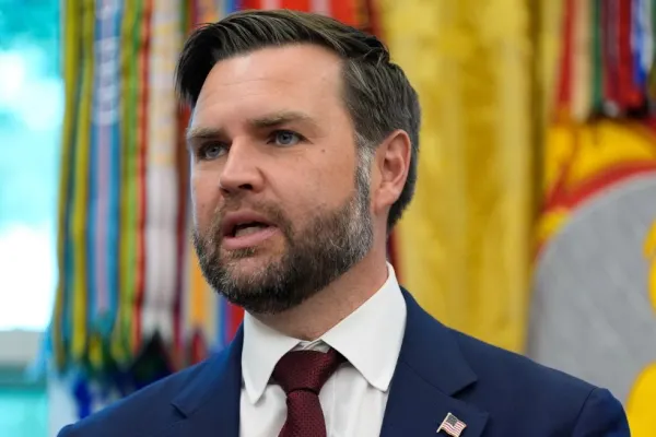 JD Vance a acuzat Rusia că refuză negocierile de pace și a anunțat discuții privind livrarea de rachete Tomahawk către Ucraina