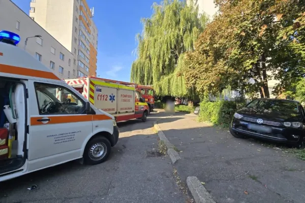 Trei pietoni loviți pe trotuar, în Suceava. Printre victime se află și doi copii de 7 și 10 ani FOTO