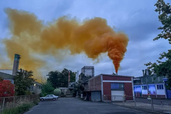Alertă chimică în Germania: un nor portocaliu de gaz a acoperit două orașe. Autoritățile le cer locuitorilor să se adăpostească în case