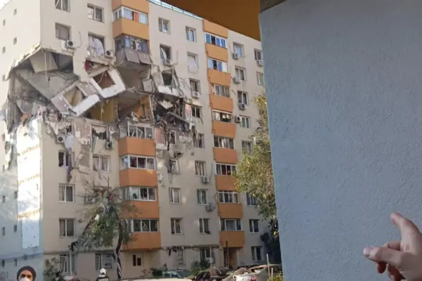 DGASMB a deschis centre de donații pentru victimele exploziei din Rahova. Unde putem aduce haine și alimente pentru cei care au pierdut totul